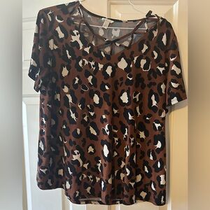 Ladies, leopard print shirt size large